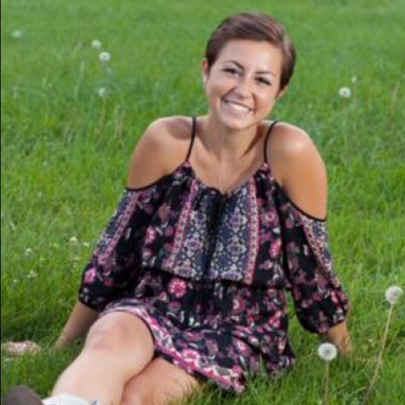 Staring at Stars Dresses & Skirts - Adorable Dress 👗